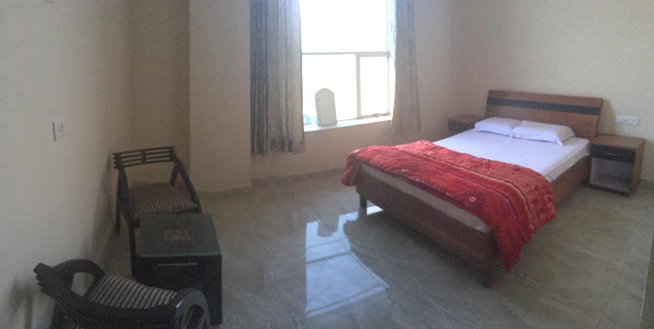 Shiv Hotel And Joe'S Bar & Restaurant Jandiala ภายนอก รูปภาพ